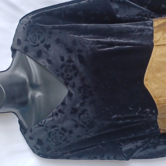 Handmade Black/Gold Metallic Velvet Formal Dress, 21" PTP, 16" waist, 48" L - Picture 2 of 5